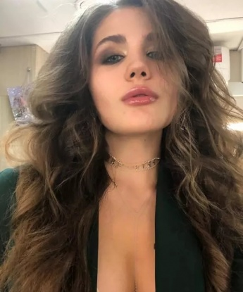 Анкета проститутки Елена - город Маслово, 20 лет, №2438